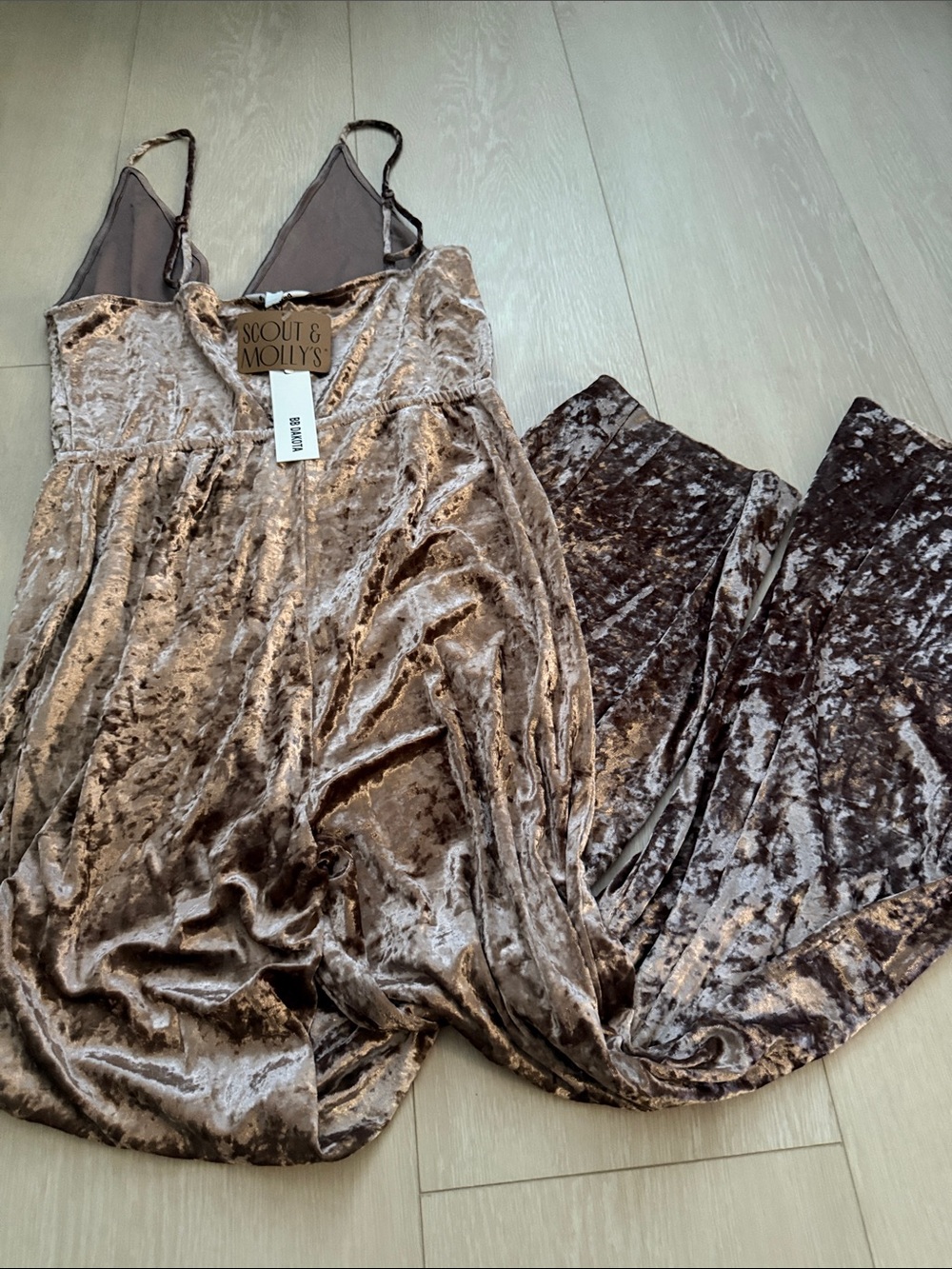 BB Dakota Mauve Velvet Spaghetti-Strap Wide Leg Jumpsuit - Picture 11 of 11